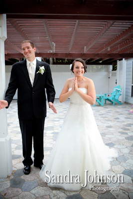 Best Lakeside wedding at Paradise Cove in Orlando, Florida - Wedding photographer - Sandra Johnson (SJFoto.com)
